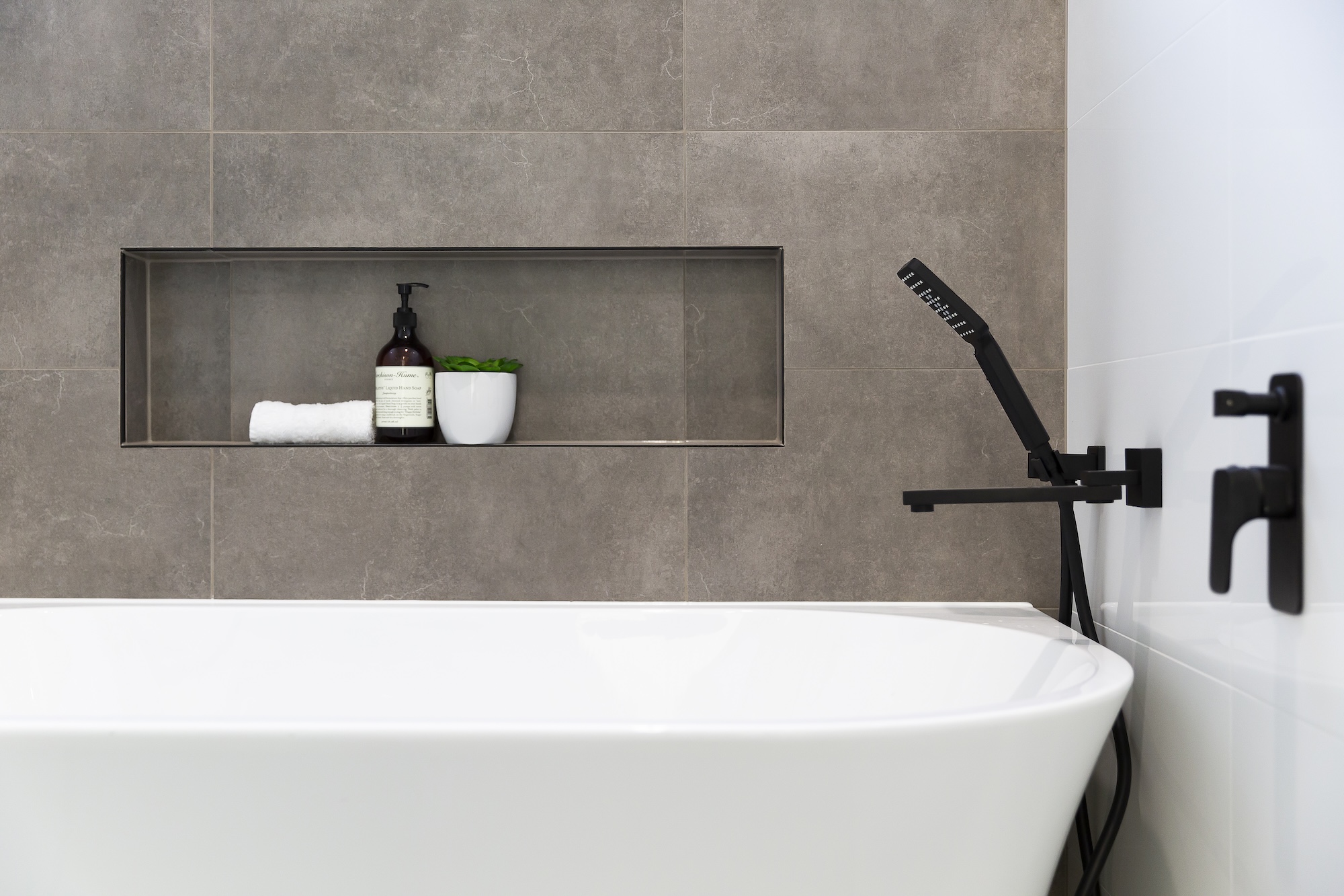 bathroom remodeling features